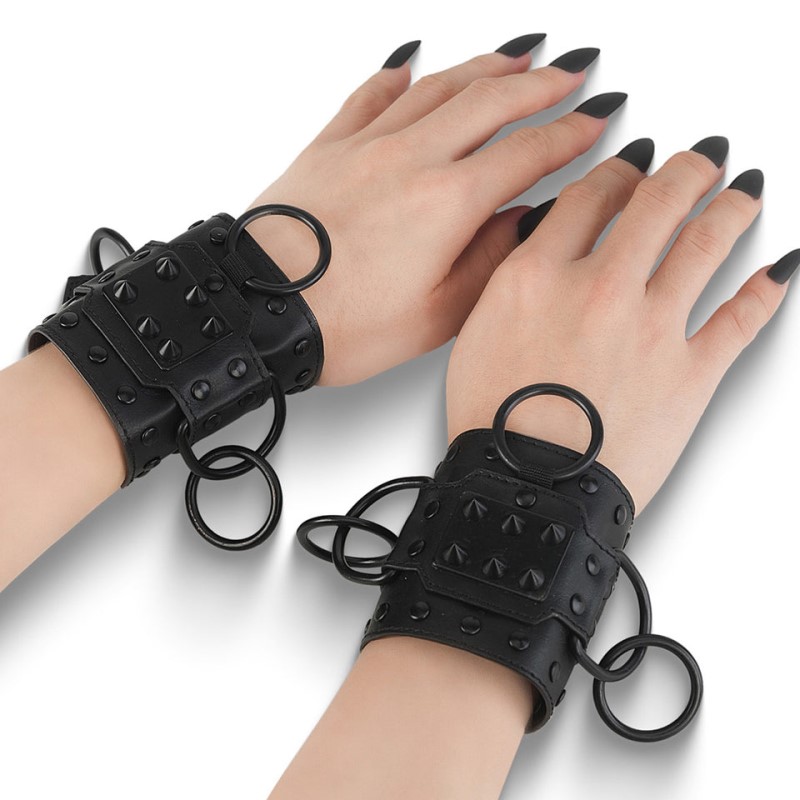 Demonia O ring Wrist Cuff (Pair) Leather Asusteet Mustat Suomi | FI2-57305V8